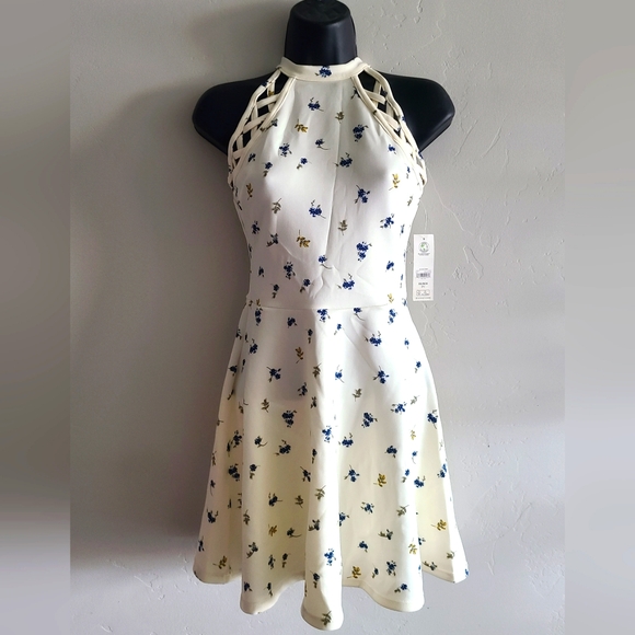 No Boundaries Dresses & Skirts - New No Boundaries Floral Spring Dress, Juniors Halter Neck Dress, Pattern dress